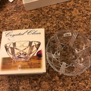 Crystal Clear “Paris” serving bowl, made in Japan.